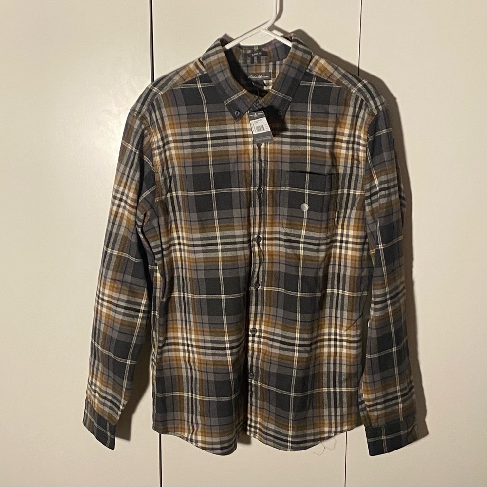 Eddie Bauer Plaid Flannel Button Up NWT Size Large